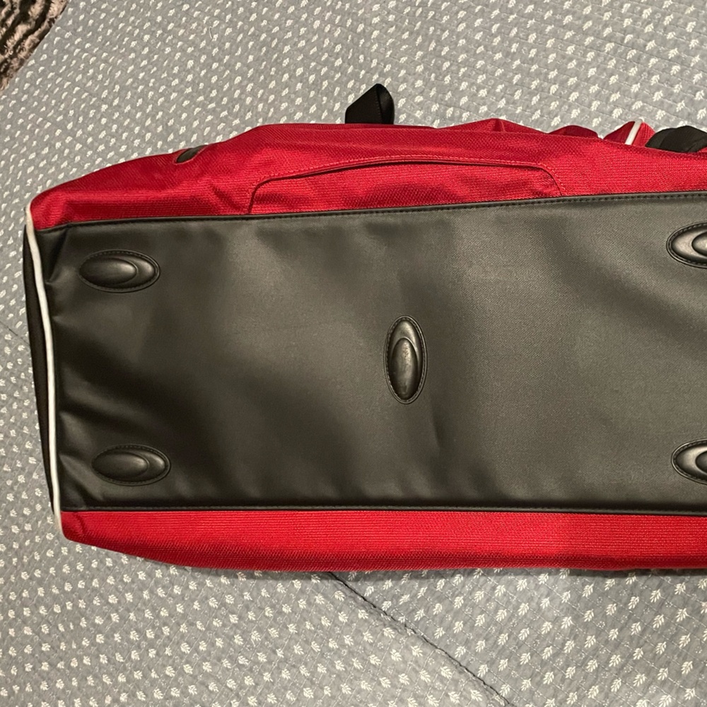Tumi Ducati Black and Red Duffel Bag and carry on suit case.RARE HARD TO FIND - Picture 5 of 16